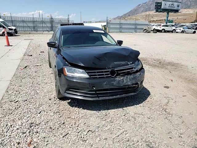 2018 Volkswagen Jetta - Image 10