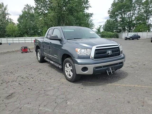 2010 Toyota Tundra Double Cab Sr5 VIN: 5TFUM5F19AX011770 Lot: 57889434