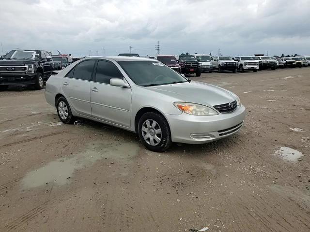 2004 Toyota Camry Le VIN: 4T1BE32KX4U865546 Lot: 60032524