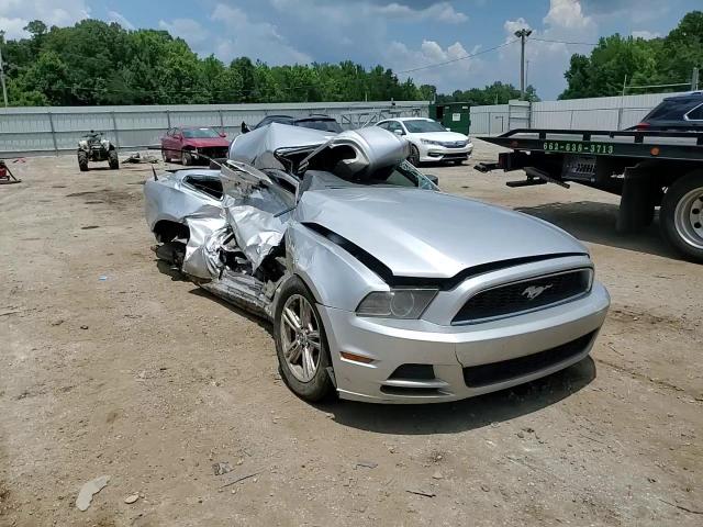 2014 Ford Mustang VIN: 1ZVBP8AM8E5240098 Lot: 60439474