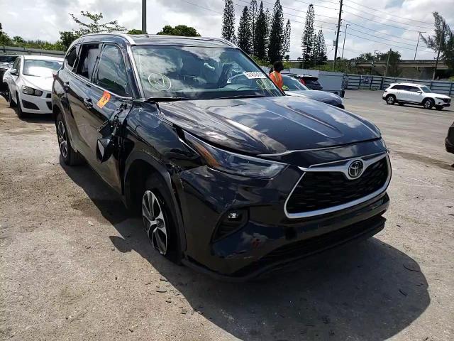 2022 Toyota Highlander Xle VIN: 5TDGZRAH2NS103499 Lot: 57454354