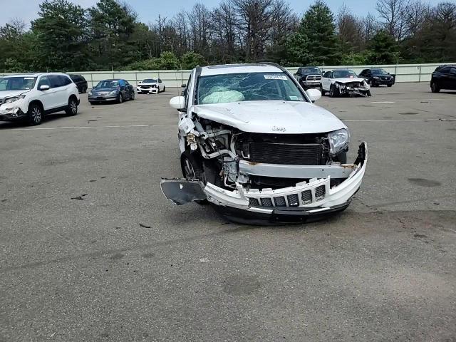 2016 Jeep Compass Latitude VIN: 1C4NJDEB9GD639355 Lot: 59238614