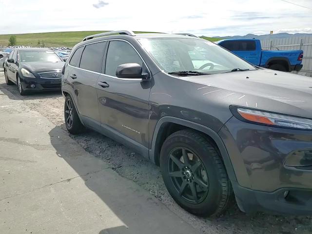 2015 Jeep Cherokee Latitude VIN: 1C4PJMCS3FW528377 Lot: 57451534
