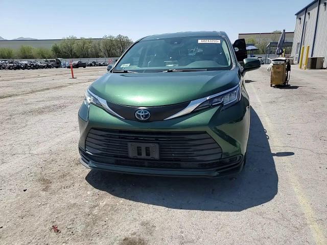 2021 Toyota Sienna Le VIN: 5TDKRKEC2MS038099 Lot: 60243205