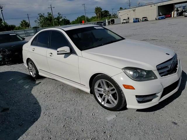 2013 Mercedes-Benz C 250 VIN: WDDGF4HB6DA773152 Lot: 62887455