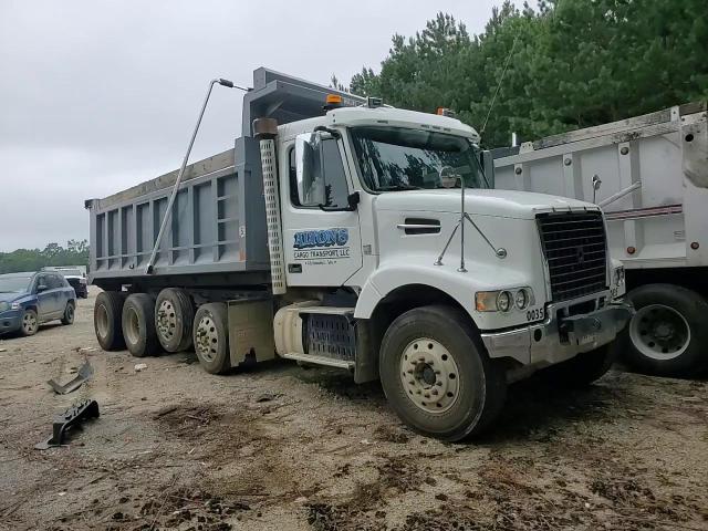 2016 Volvo Vhd VIN: 4V5K99EG0GN963230 Lot: 60907905