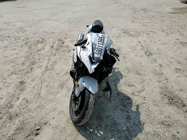 2025 Kawasaki Zx400 S VIN: ML5ZXCS11SDA31955 Lot: 59011395
