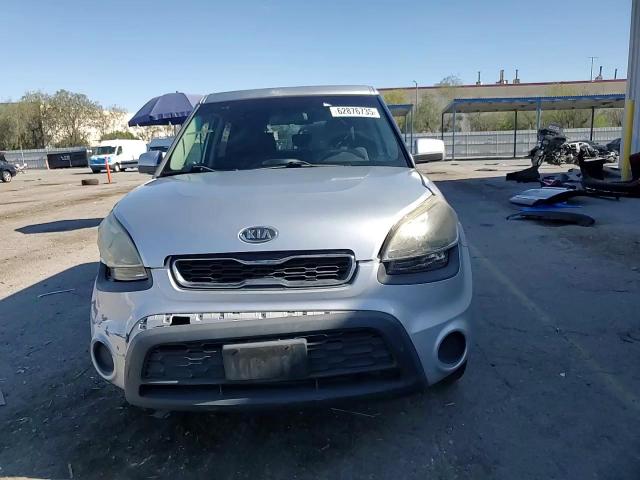 2012 Kia Soul VIN: KNDJT2A55C7377985 Lot: 62876735