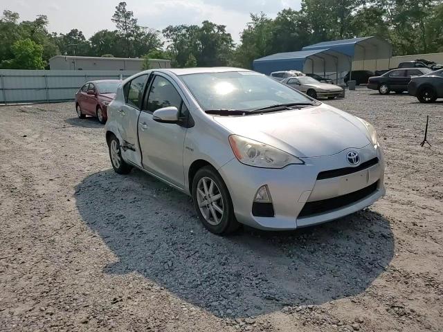 2013 Toyota Prius C VIN: JTDKDTB37D1542847 Lot: 63966905