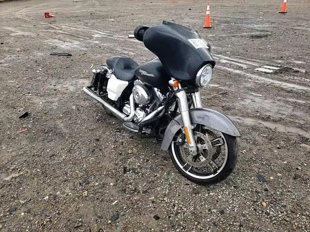 2014 Harley-Davidson Flhx Street Glide VIN: 1HD1KBM15EB677620 Lot: 61154925