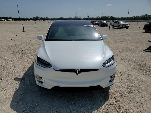 2018 Tesla Model X VIN: 5YJXCBE20JF103675 Lot: 61085705