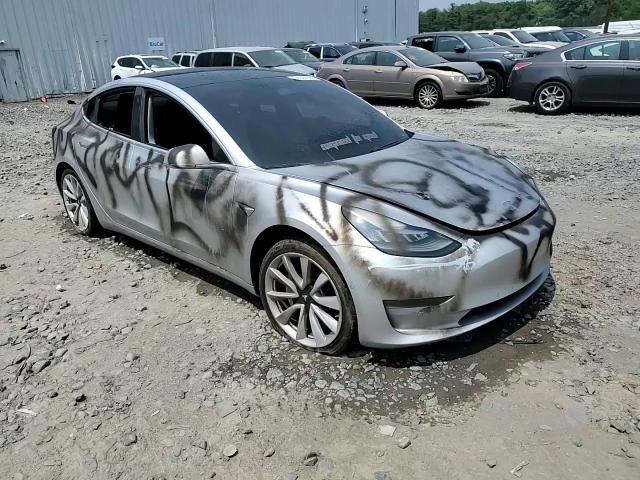 2018 Tesla Model 3 VIN: 5YJ3E1EA4JF037271 Lot: 59927525