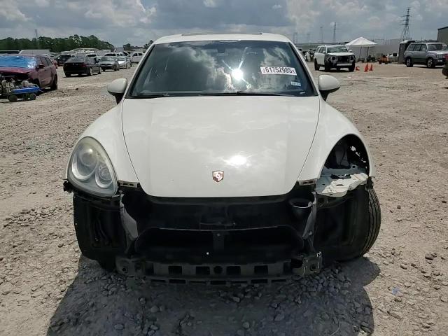 2012 Porsche Cayenne VIN: WP1AA2A23CLA02906 Lot: 61752985