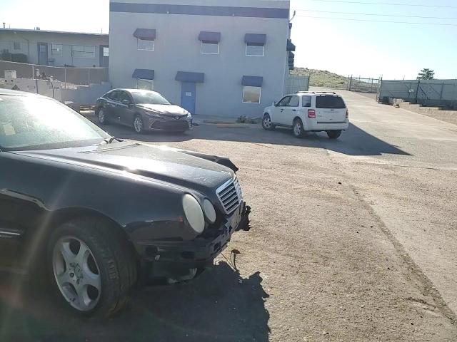2001 Mercedes-Benz E 320 VIN: WDBJF65J81B231210 Lot: 60353385