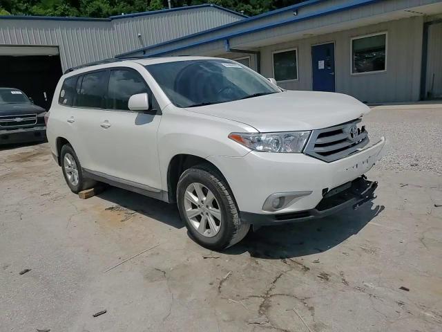 2012 Toyota Highlander Base VIN: 5TDBK3EH2CS115462 Lot: 61862035