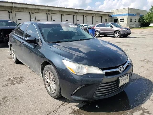 2016 Toyota Camry Le VIN: 4T1BF1FK1GU264932 Lot: 62266055
