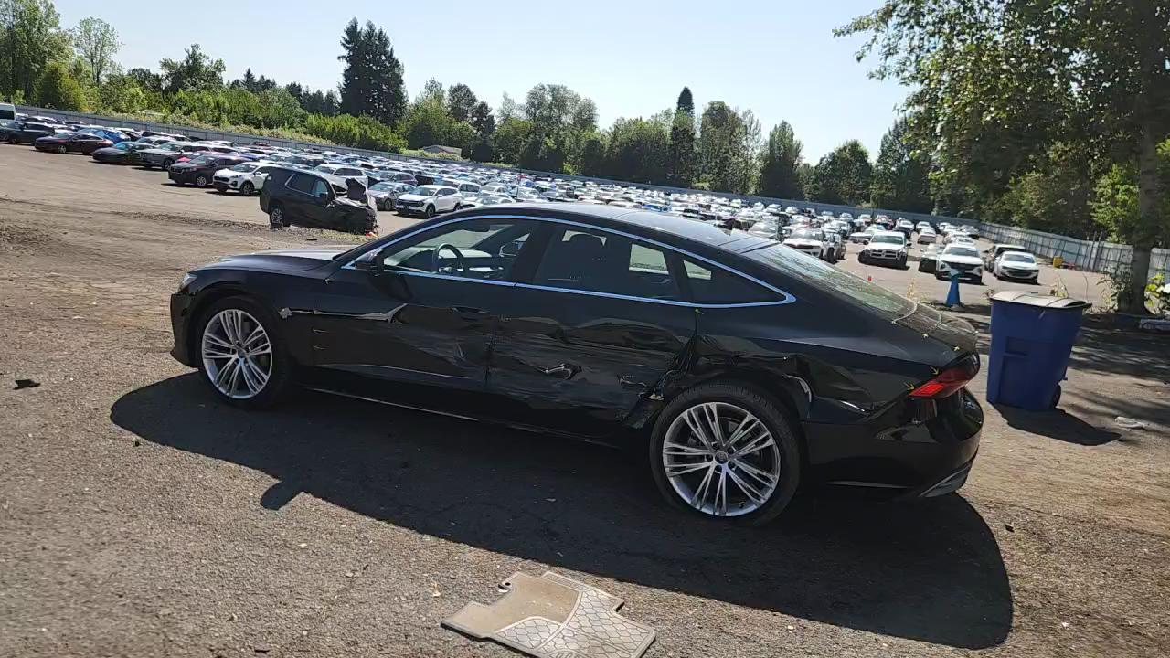 Фото: WAUR2AF2XKN053081