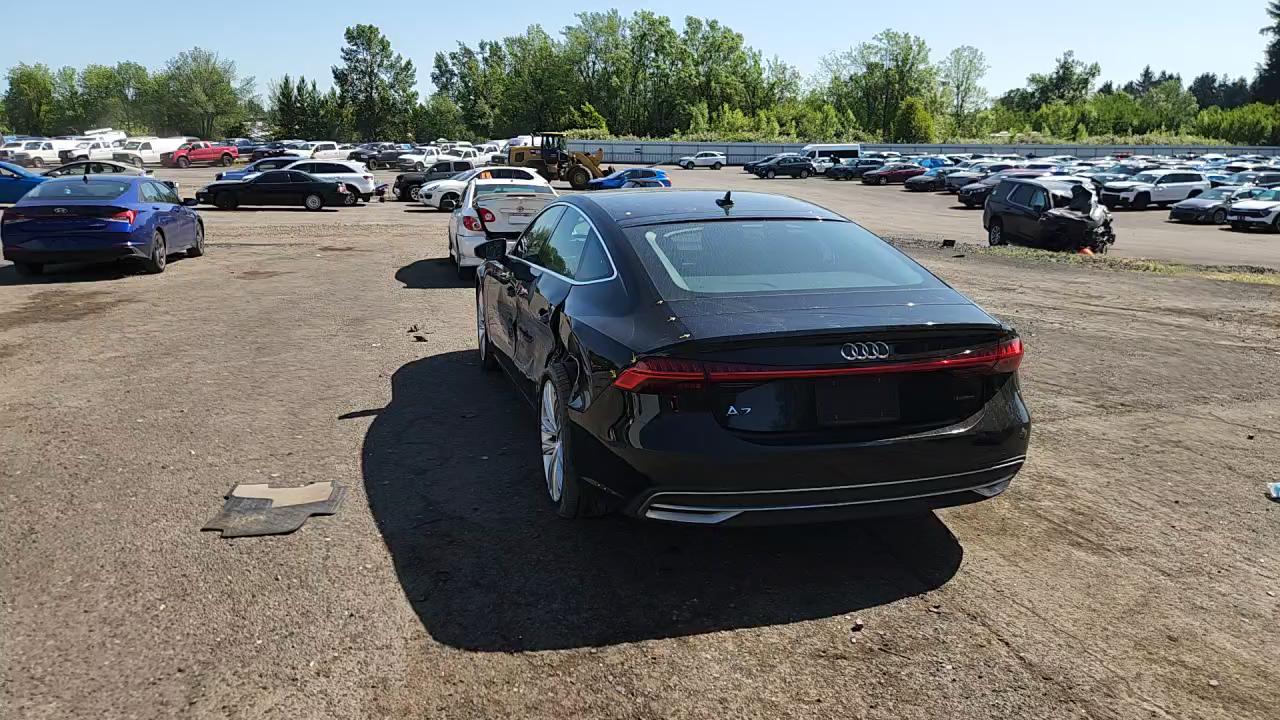 Фото: WAUR2AF2XKN053081