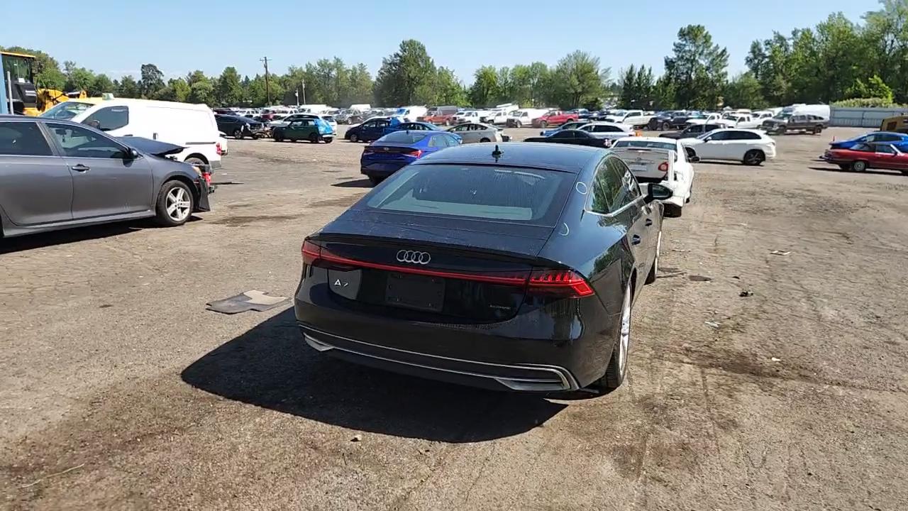 Фото: WAUR2AF2XKN053081