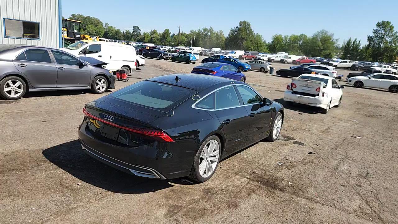 Фото: WAUR2AF2XKN053081