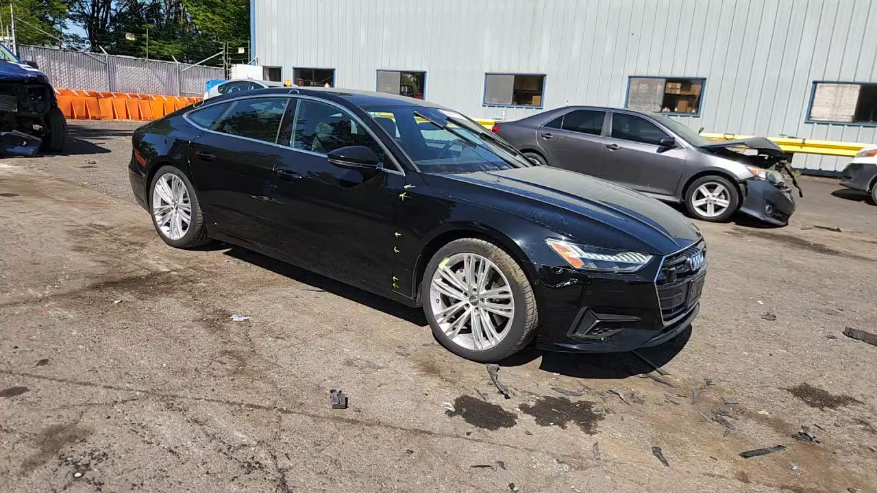 Фото: WAUR2AF2XKN053081