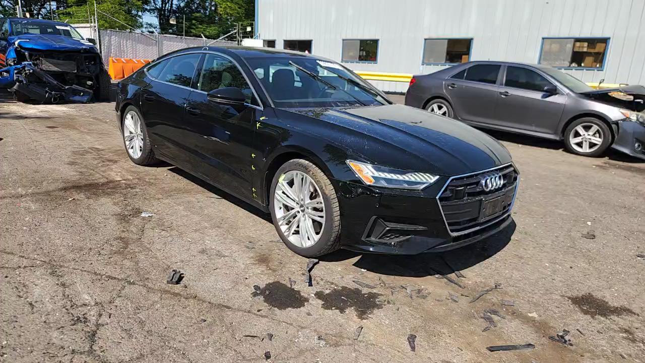 Фото: WAUR2AF2XKN053081