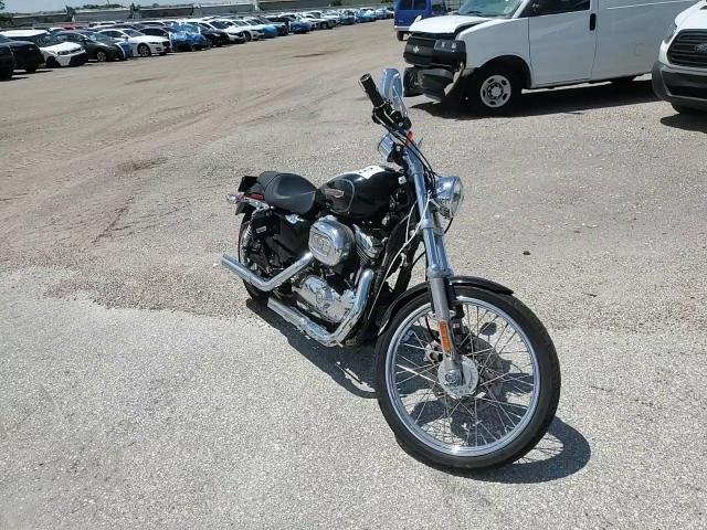 2009 Harley-Davidson Xl1200 C VIN: 1HD1CT3109K453729 Lot: 61429165