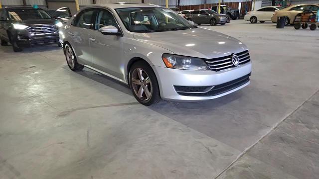 2012 Volkswagen Passat Se VIN: 1VWBP7A3XCC028491 Lot: 62273405