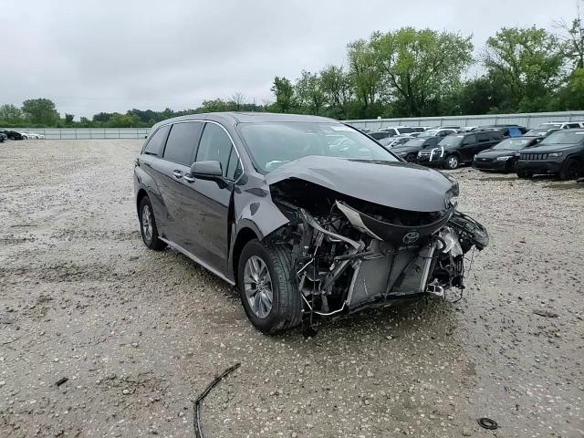 2022 Toyota Sienna Xle VIN: 5TDYRKEC7NS131857 Lot: 61476745