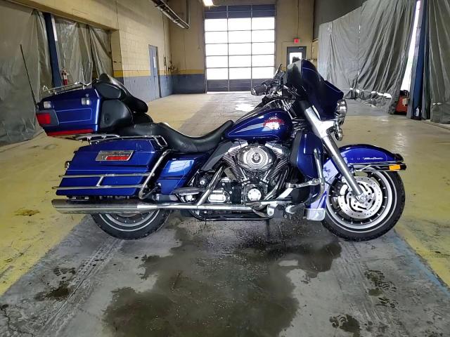2007 Harley-Davidson Flhtcui VIN: 1HD1FC4177Y657413 Lot: 59760515