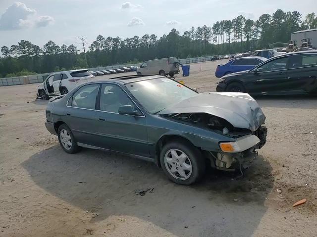 1996 Honda Accord Ex VIN: 1HGCE6675TA014966 Lot: 61336605