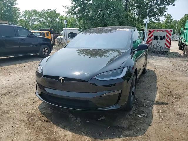 2025 Tesla Model X VIN: 7SAXCBE55SF462891 Lot: 60415555