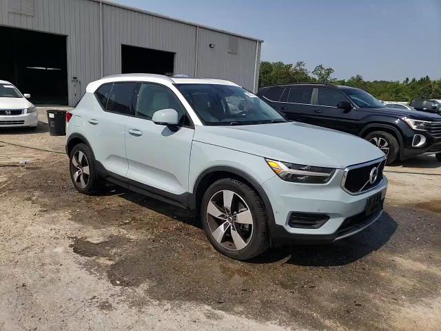 2019 Volvo Xc40 T5 Momentum VIN: YV4162UK9K2052550 Lot: 58927185