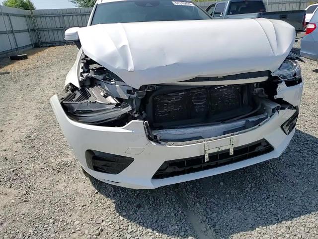 2019 Volvo Xc60 T5 R-Design VIN: LYV102RM5KB326307 Lot: 61310435