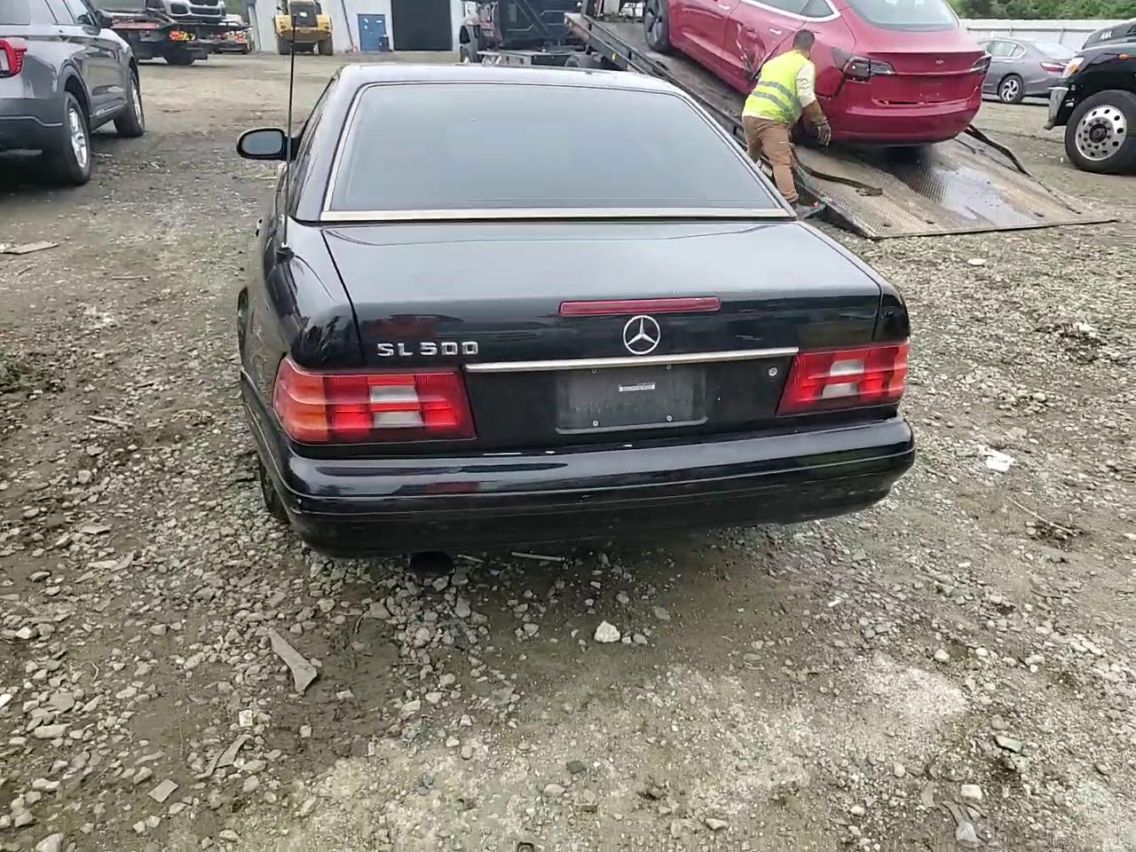 Фото: WDBFA68F1XF172465