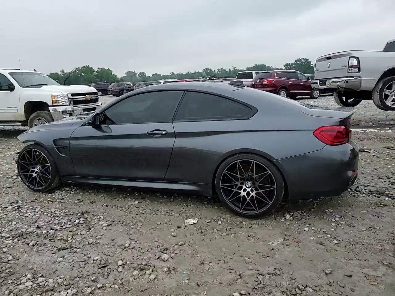 Фото: WBS4Y9C53JAC86729