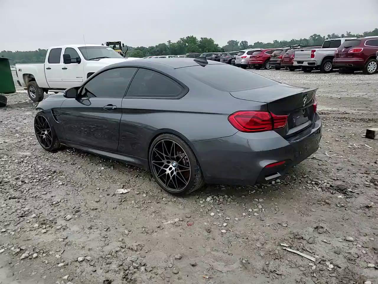 Фото: WBS4Y9C53JAC86729