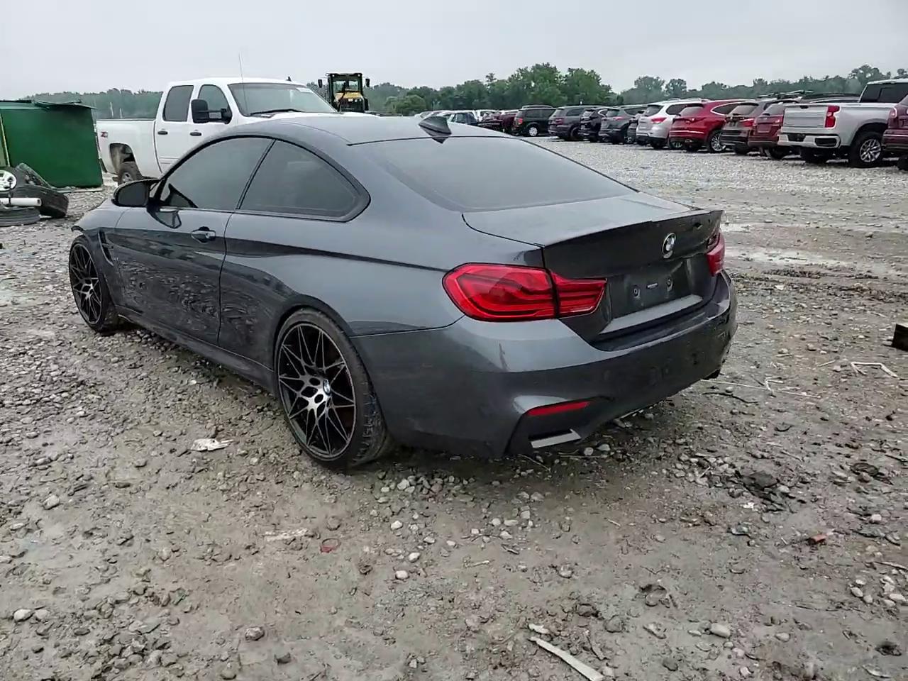 Фото: WBS4Y9C53JAC86729