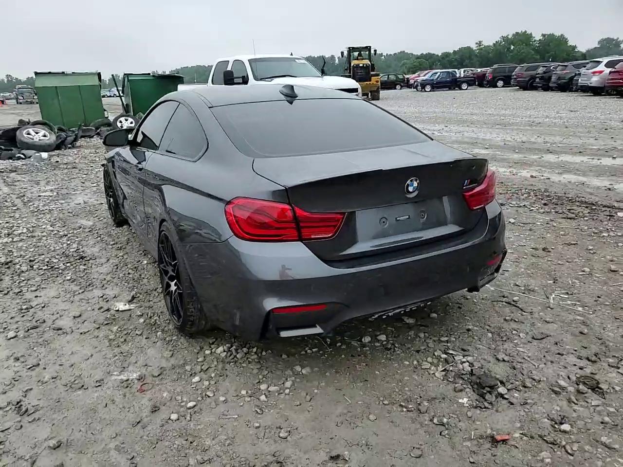 Фото: WBS4Y9C53JAC86729