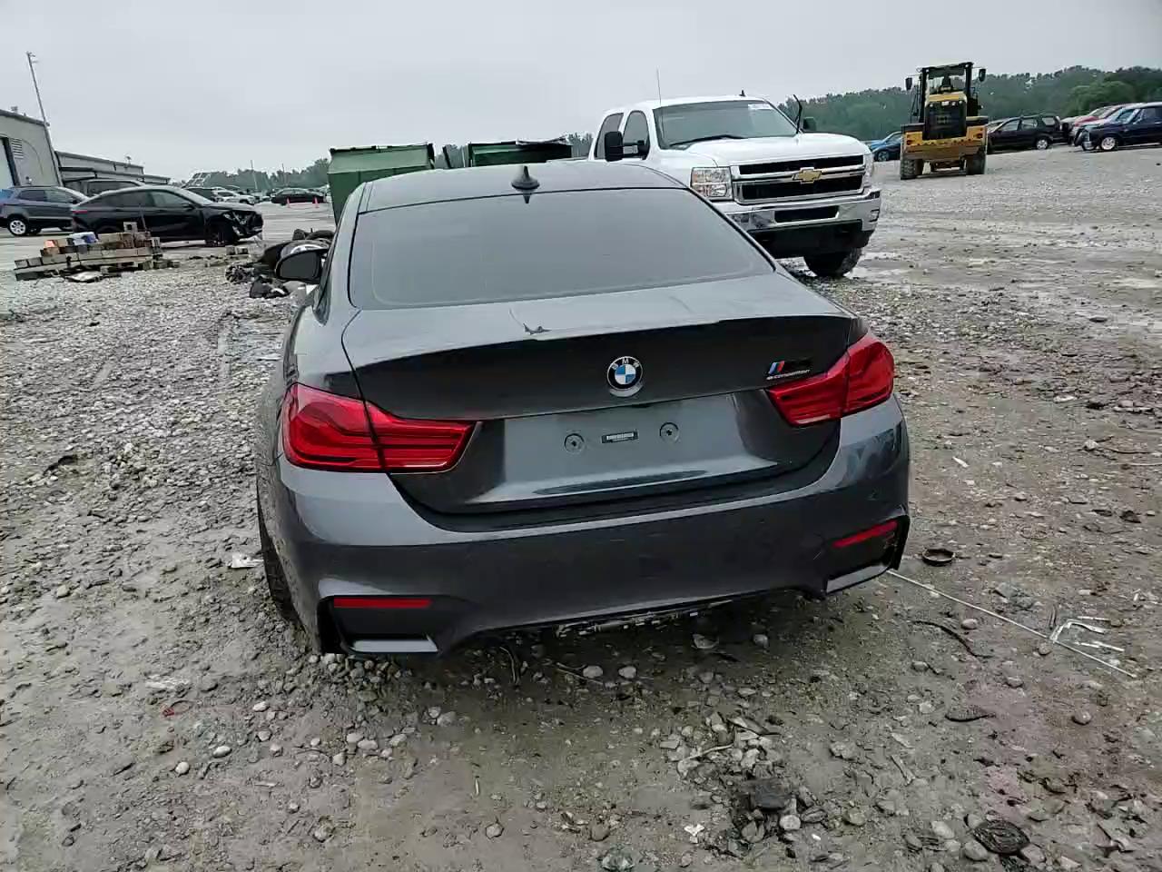 Фото: WBS4Y9C53JAC86729