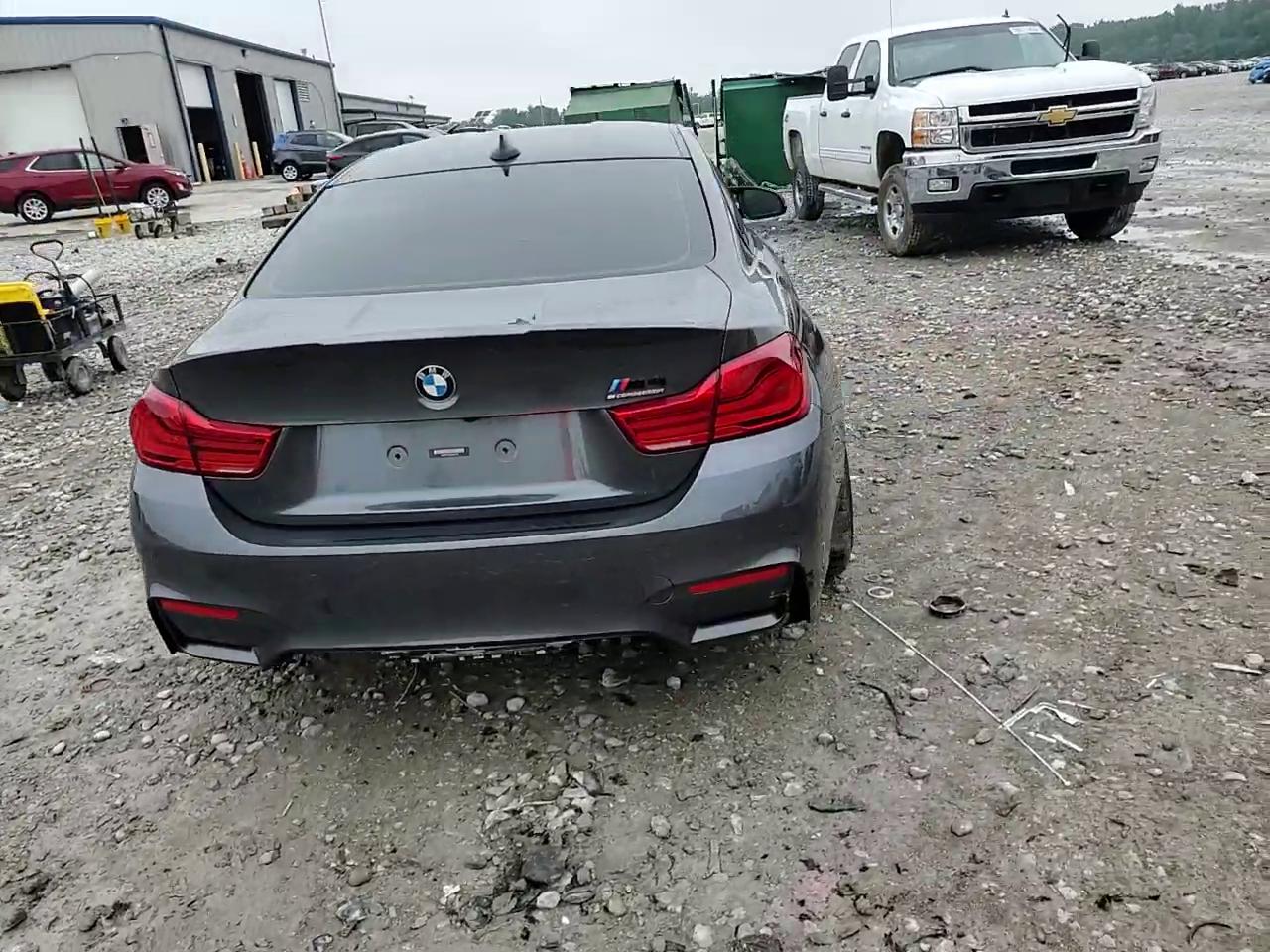 Фото: WBS4Y9C53JAC86729