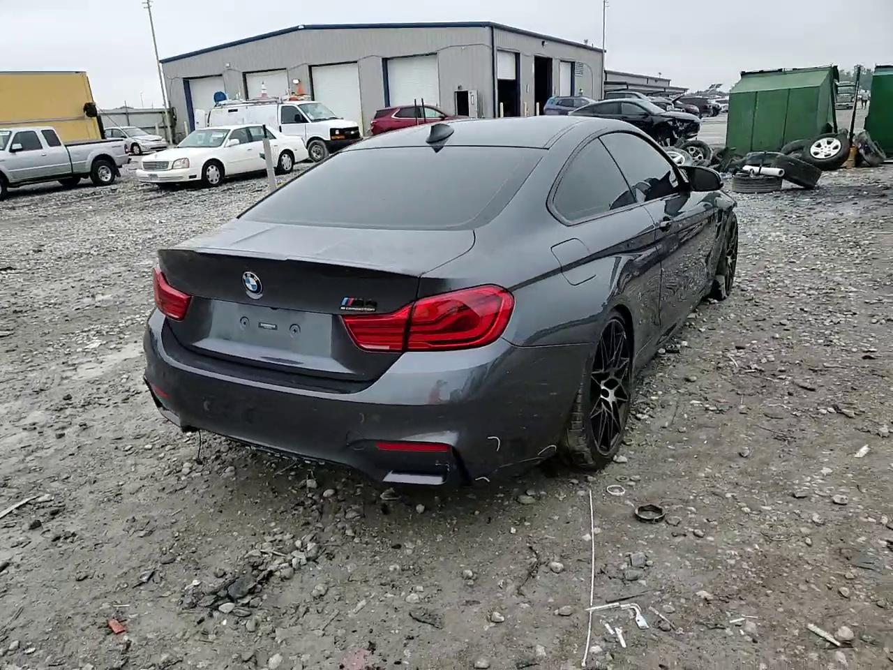 Фото: WBS4Y9C53JAC86729