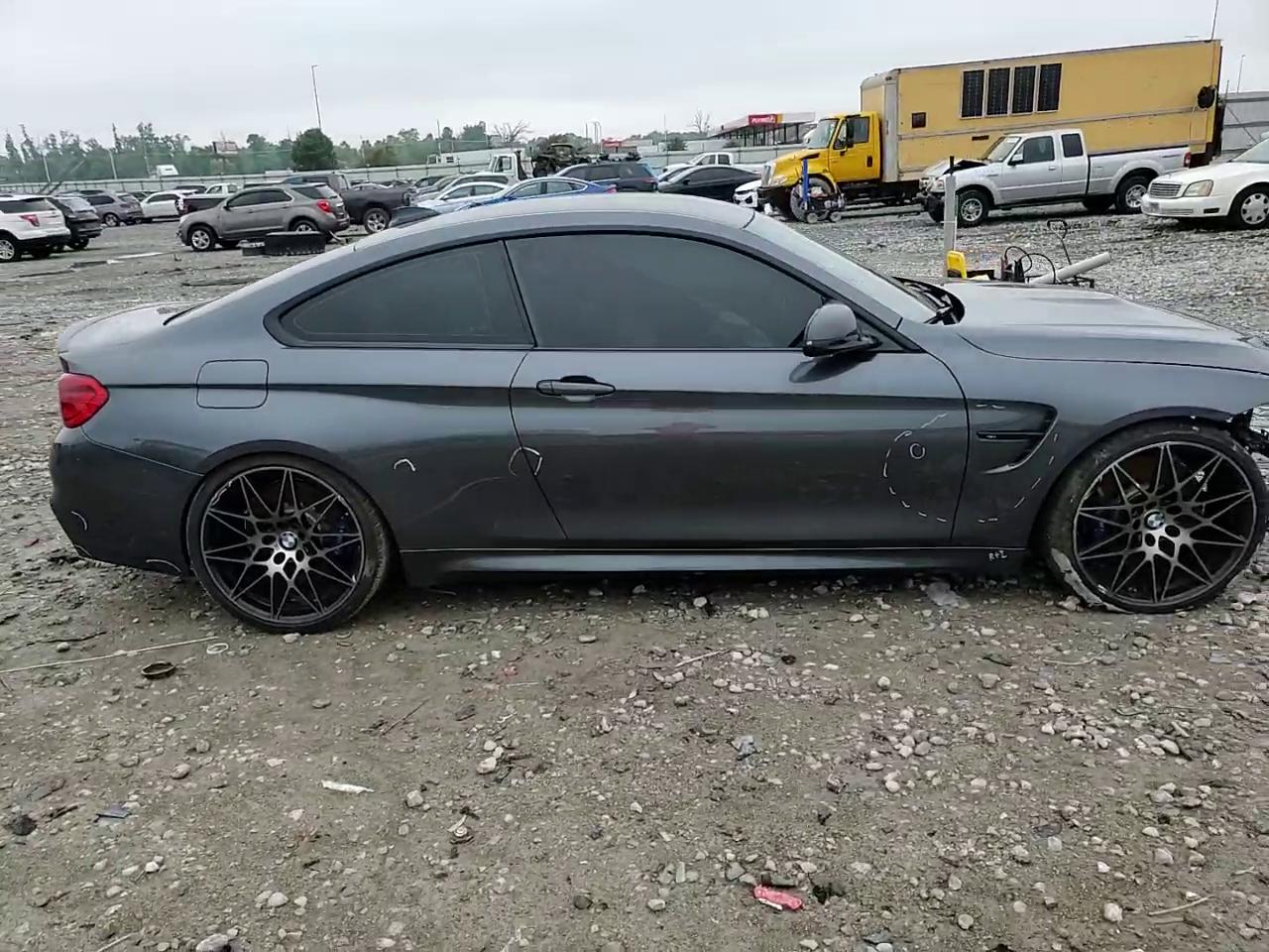 Фото: WBS4Y9C53JAC86729