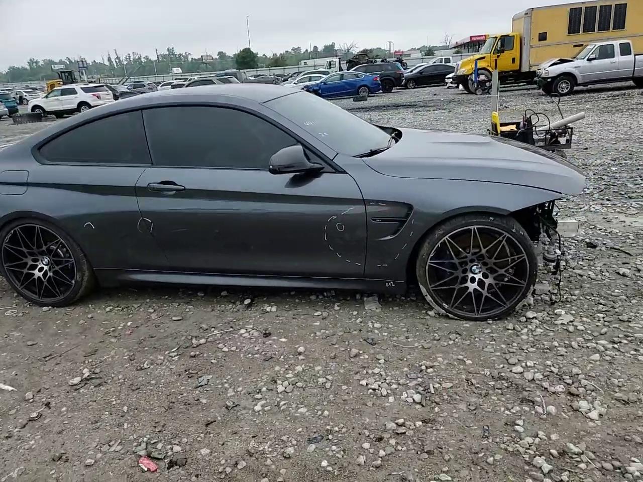 Фото: WBS4Y9C53JAC86729