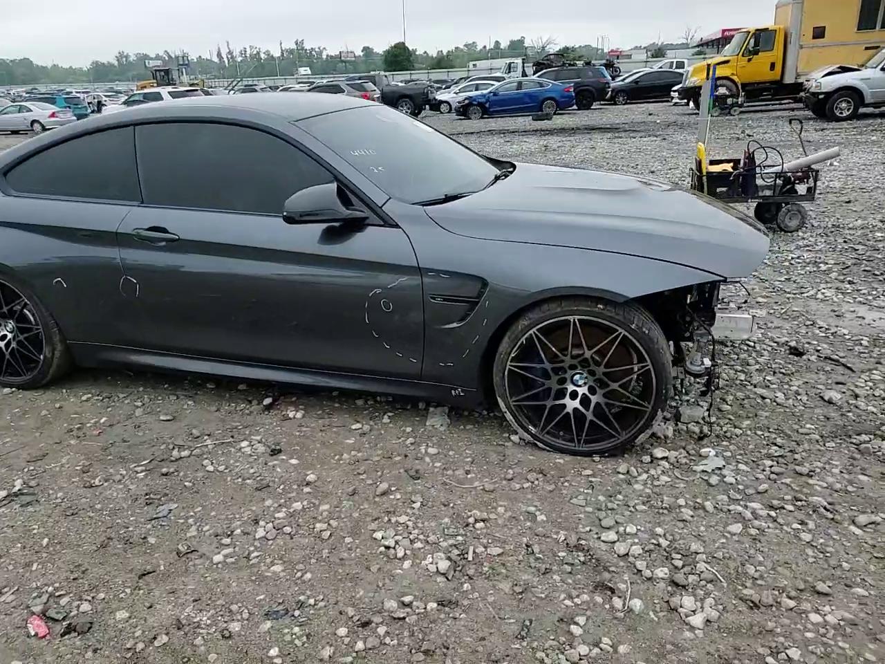 Фото: WBS4Y9C53JAC86729