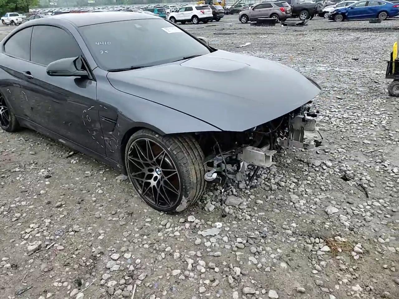 Фото: WBS4Y9C53JAC86729