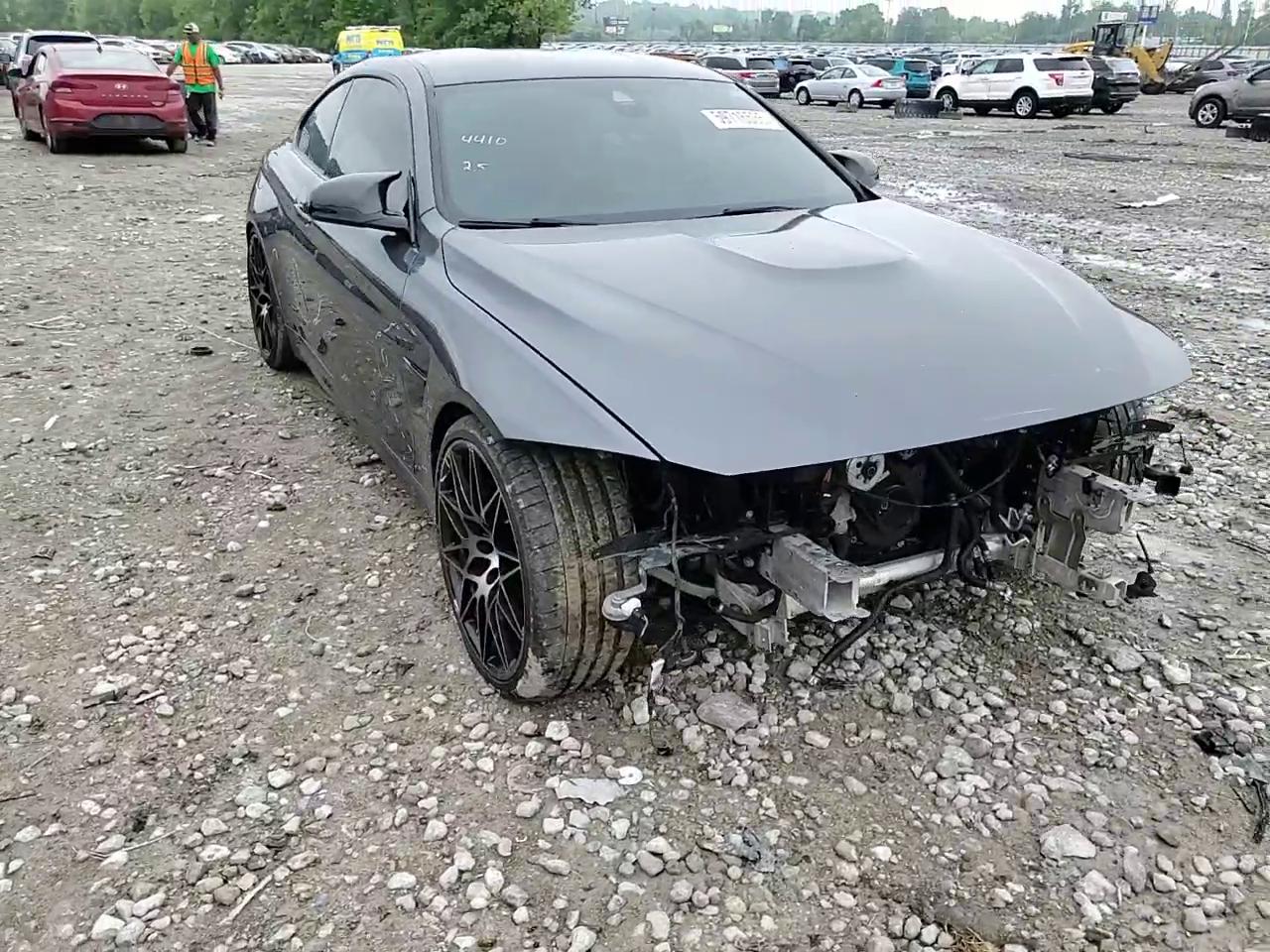 Фото: WBS4Y9C53JAC86729