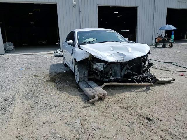 2015 Chrysler 200 Limited VIN: 1C3CCCABXFN653330 Lot: 60426505