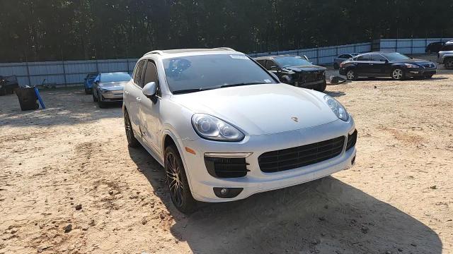 2015 Porsche Cayenne S VIN: WP1AB2A24FLA59813 Lot: 60604305