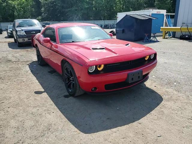 2018 Dodge Challenger Sxt VIN: 2C3CDZAG8JH131499 Lot: 62322555